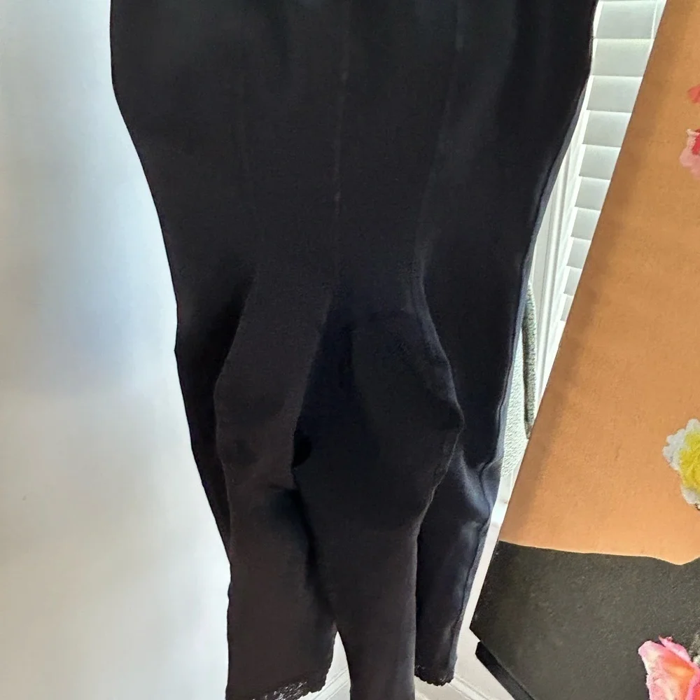 NWT FAJABONITA/GIRDLE/SHAPEWEAR SIZE XXL